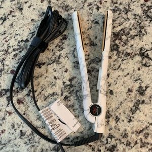 Marble CHI hair straightener
